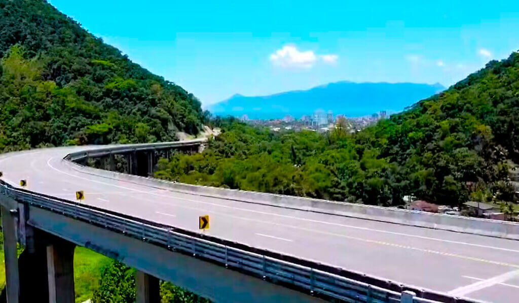 Lugares para viajar de moto em SP.